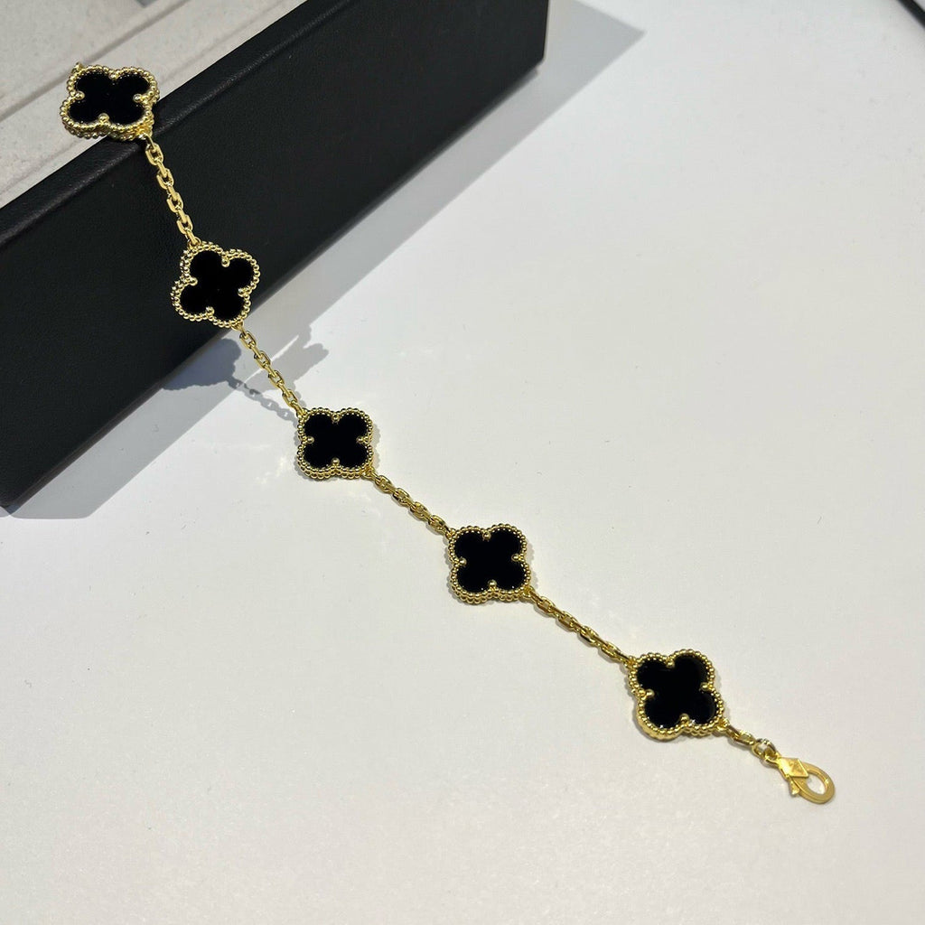 [Star]New CLOVER 5 MOTIF ONYXS BRACELET COLLECTION
