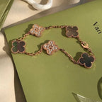 [Star]New CLOVER 5 MOTIF GRAY MOP BRACELET COLLECTION