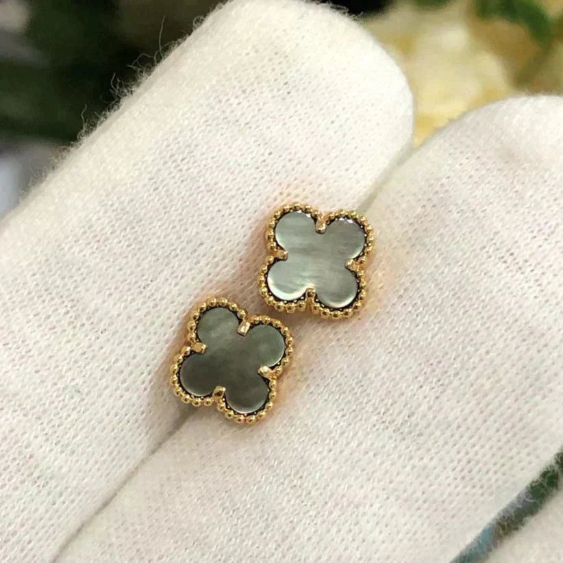 ¡®Star¡¯CLOVER MINI 9.5MM GRAY MOP EARRINGS