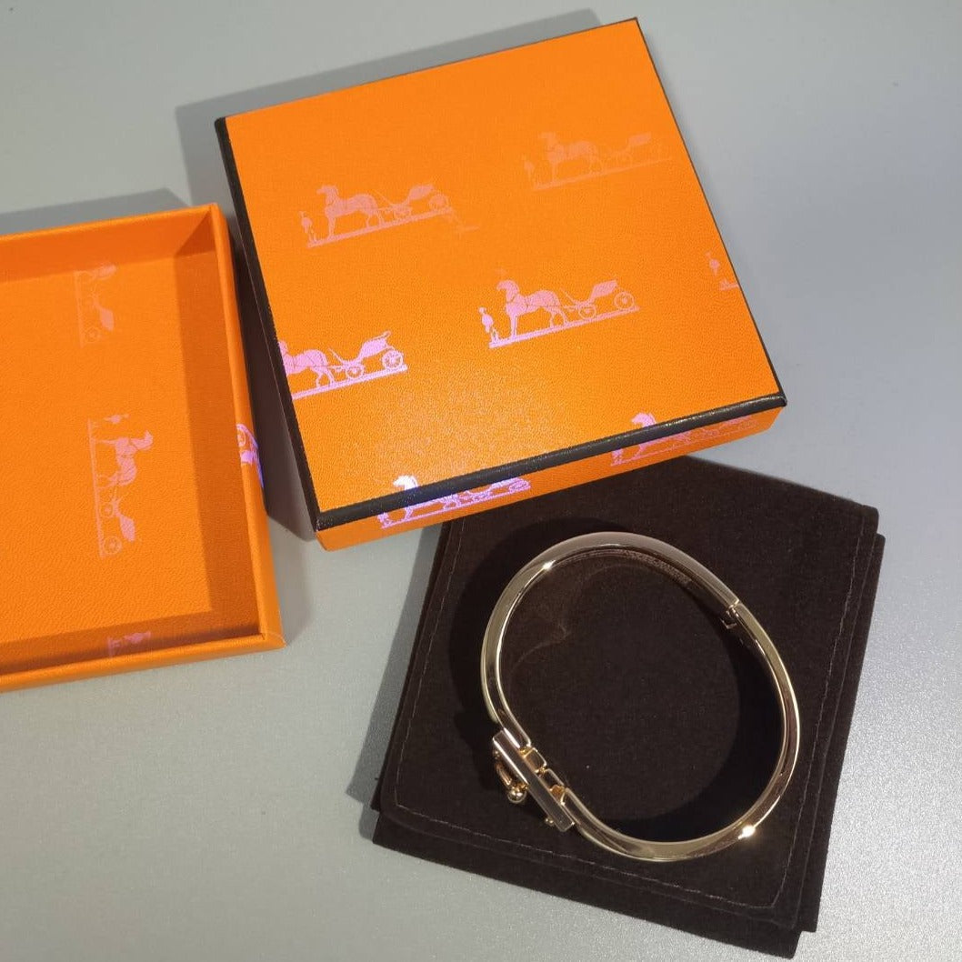 ¡®Star¡¯H ROUGE BRACELET