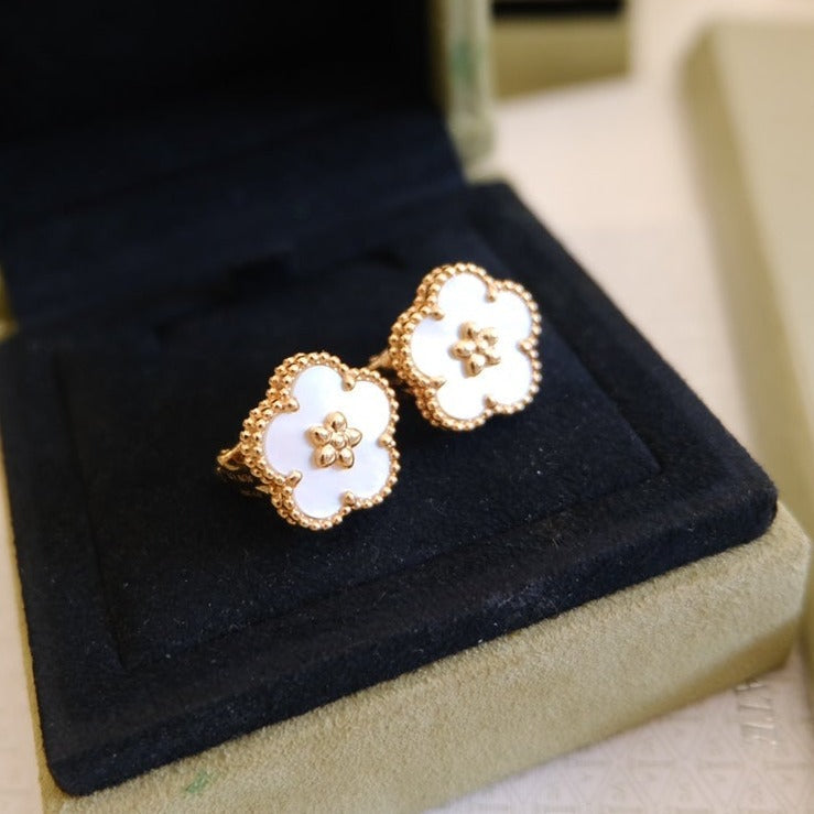 ¡®Star¡¯LUCKY PINK GOLD WHITE MOP EARRINGS