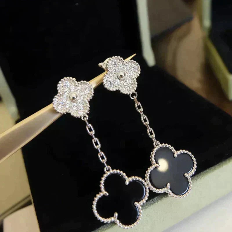 ¡®Star¡¯CLOVER 2 MOTIFS  DIAMOND ONYX EARRINGS SILVER