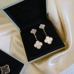¡®Star¡¯CLOVER 2 MOTIF WHITE MOP EARRINGS