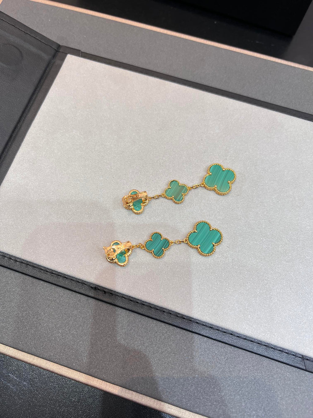 ¡®Star¡¯CLOVER MALACHITE 3 MOTIFS GOLD