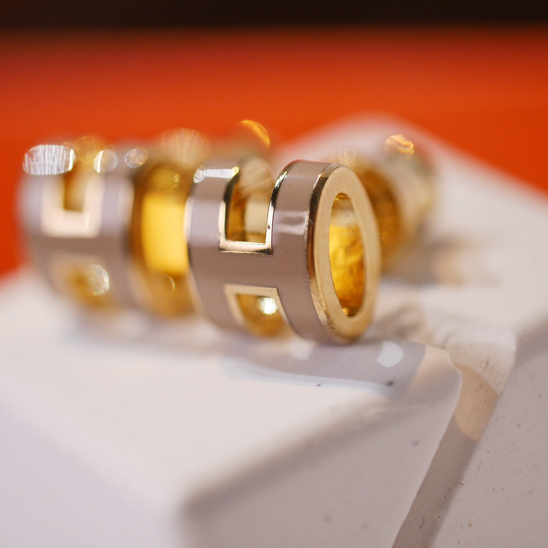 ¡®Star¡¯MINI POP H GOLD EARRINGS GREY