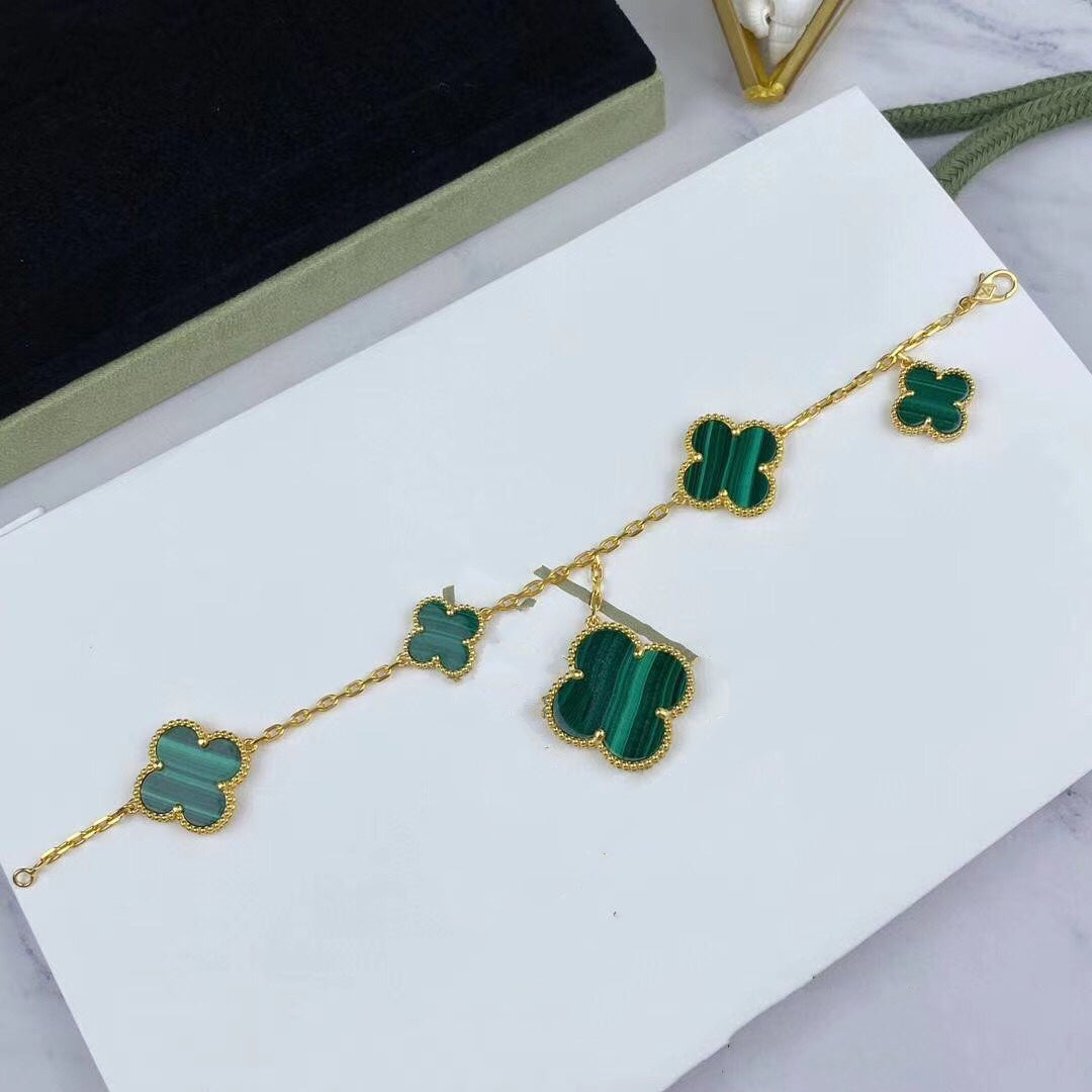 ¡®Star¡¯MAGIC CLOVER MALACHITE GOLD BRACELET 5 MOTIFS