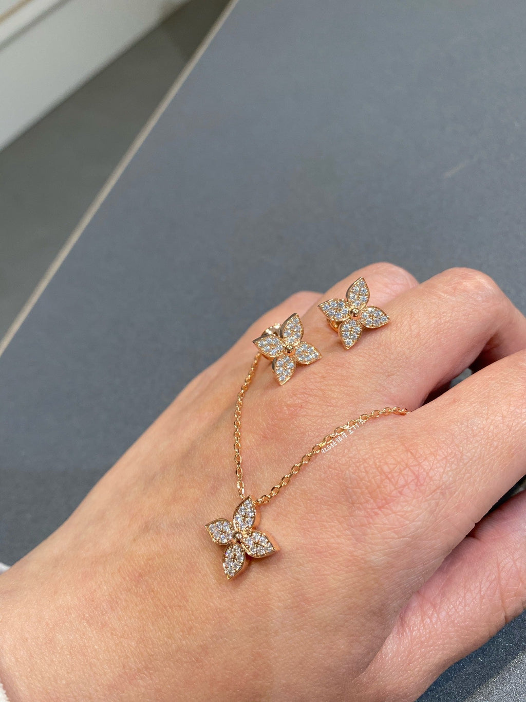 ¡®Star¡¯STAR DIAMOND NECKALCE