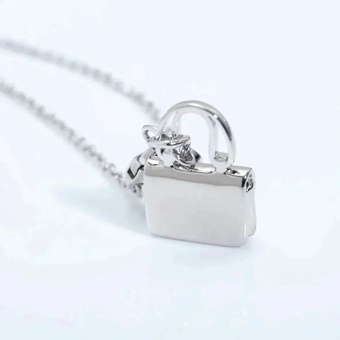 ¡®Star¡¯AMULETTE PEDANT SILVER NECKLACE