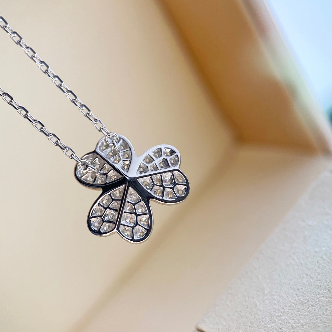¡®Star¡¯CLOVER DIAMOND NECKLACE SILVER