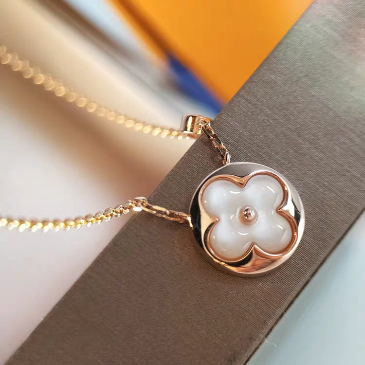 ¡®Star¡¯SUN MOP GOLD 1 DIAMOND NECKLACE