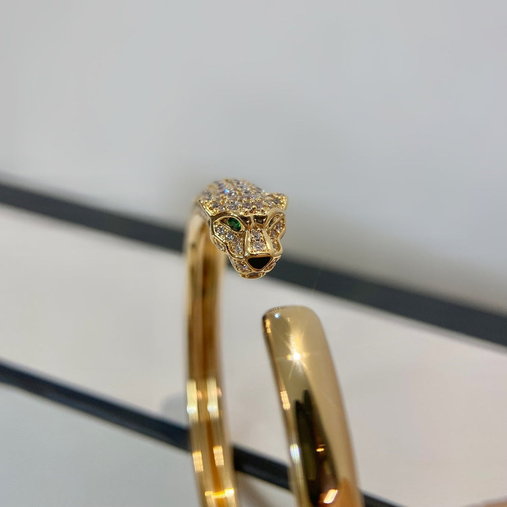 ¡®Star¡¯PANTHERE GOLD DIAMOND OPEN BRACELET