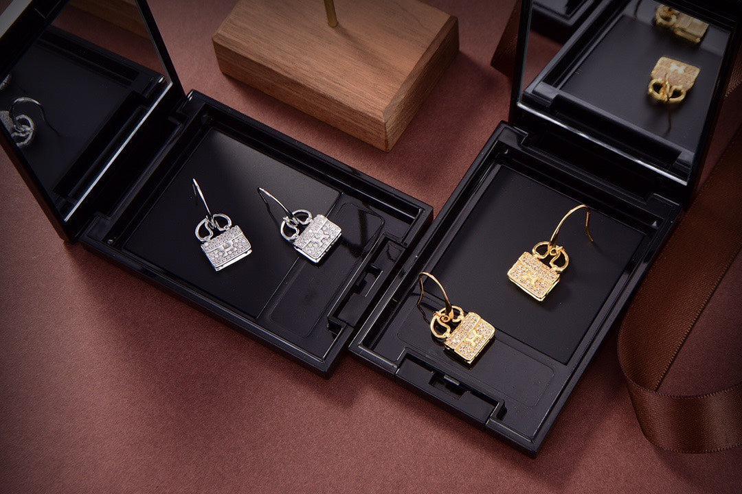 ¡®Star¡¯KELLY DIAMOND EARRINGS