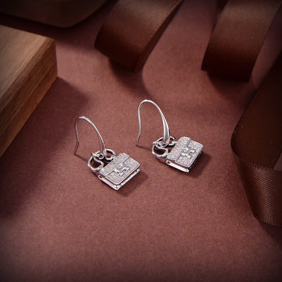 ¡®Star¡¯KELLY DIAMOND EARRINGS