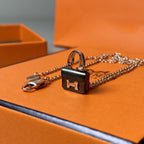 ¡®Star¡¯CONSTANCE BLACK PEDANT PINK GOLD NECKLACE