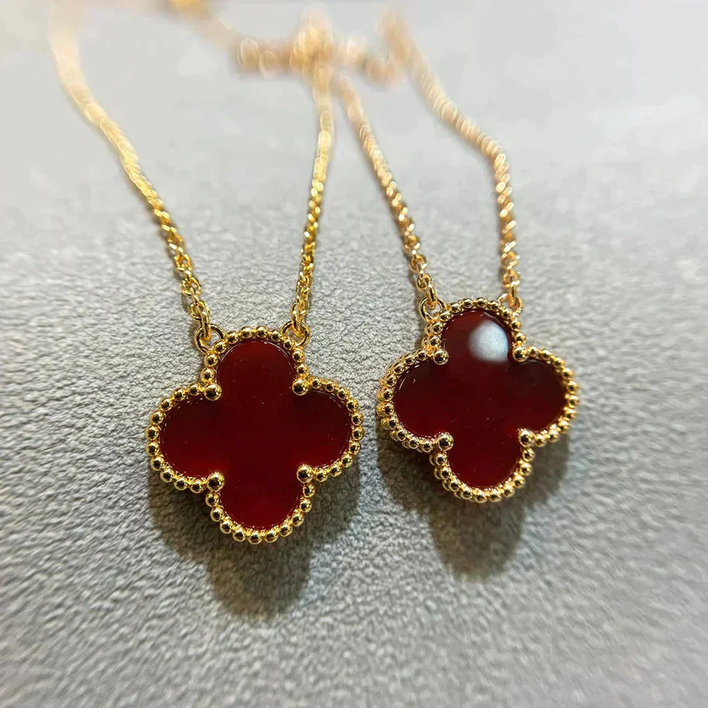 ¡®Star¡¯CLOVER 15MM CARNELIAN SINGLE FLOWER NECKLACE