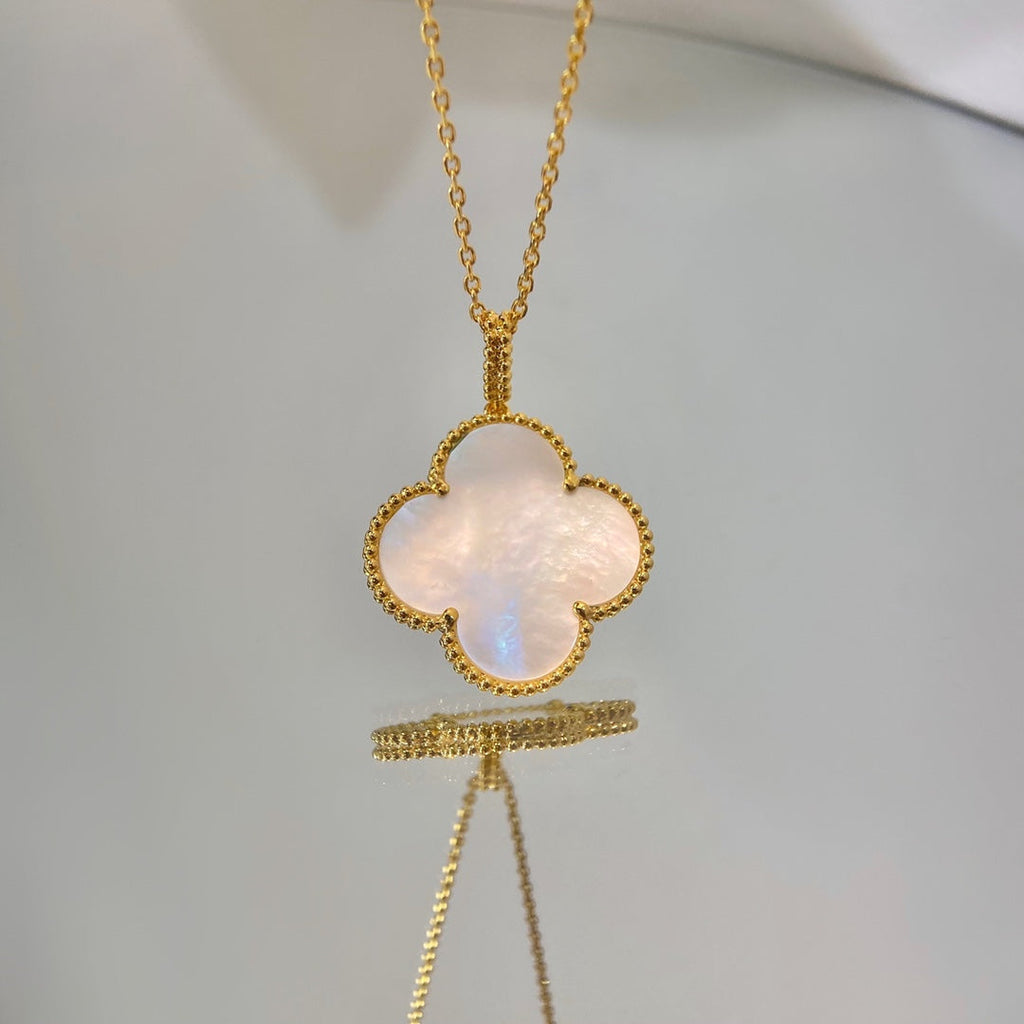 ¡®Star¡¯CLOVER 25MM MOP LARGE PENDANT NECKLACE