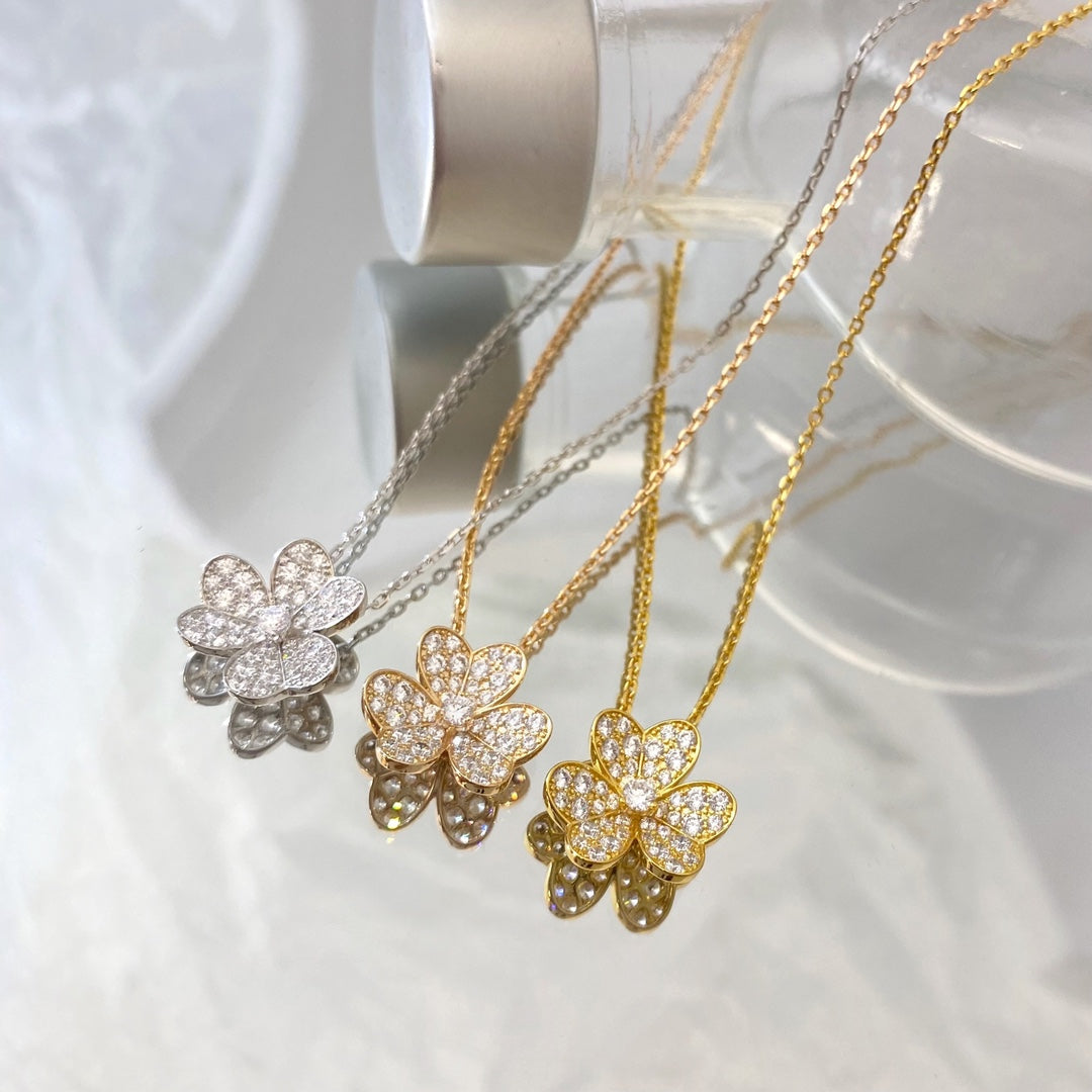 ¡®Star¡¯FLOWER DIAMOND NECKLACE