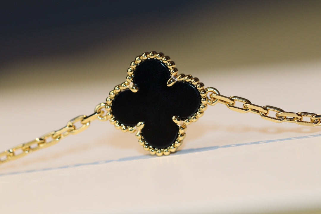 ¡®Star¡¯CLOVER 20 MOTIFS ONYX ROSE GOLD