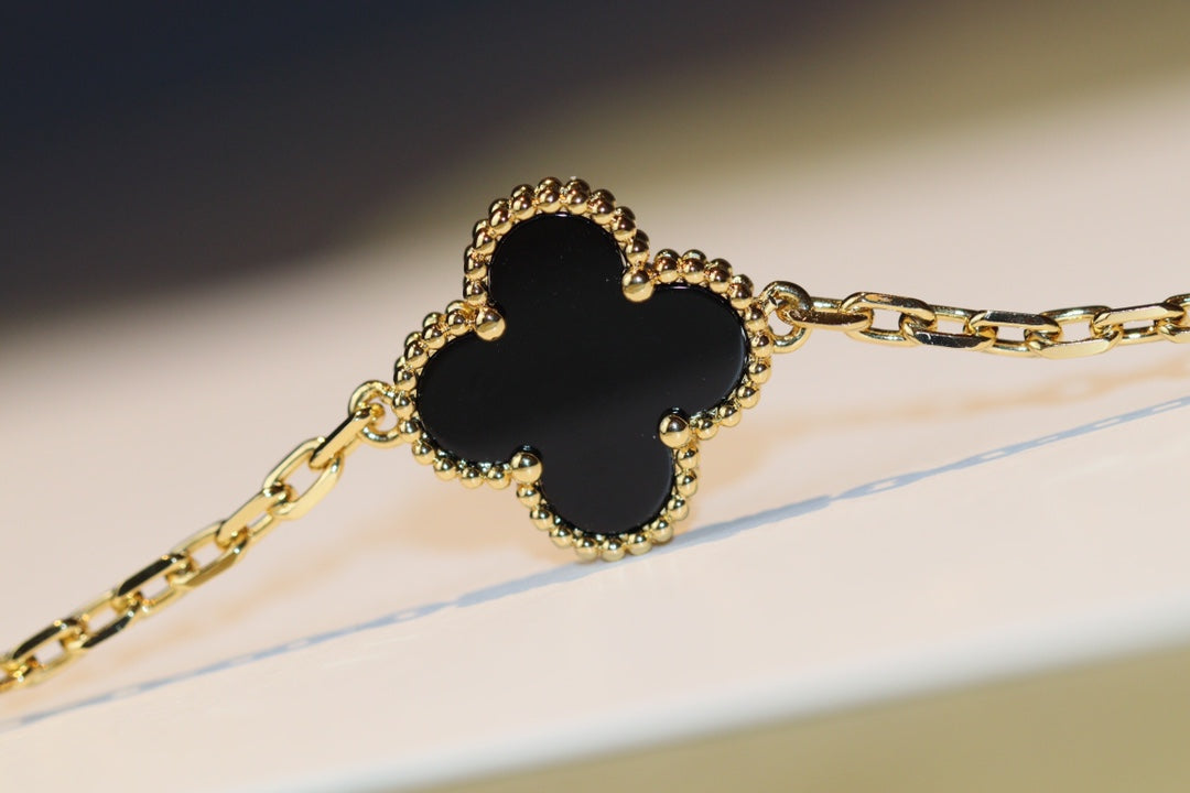 ¡®Star¡¯CLOVER 20 MOTIFS ONYX ROSE GOLD
