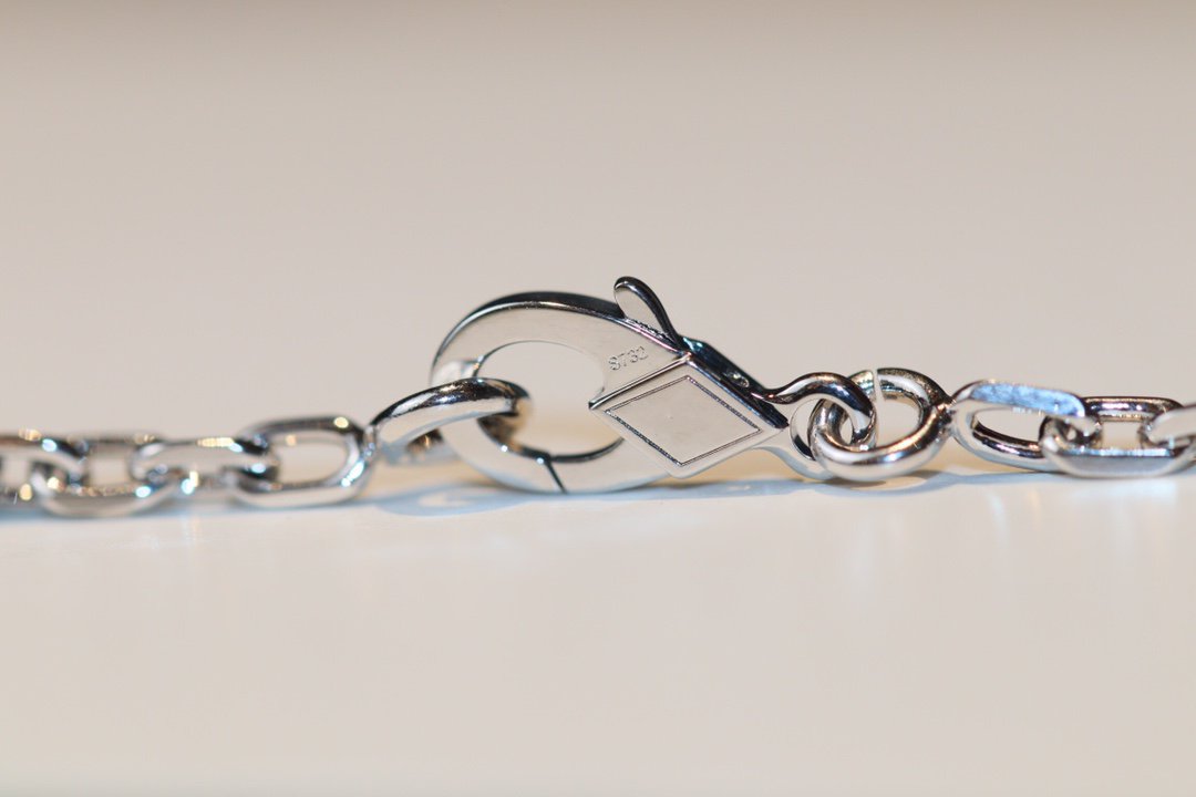 ¡®Star¡¯CLOVER 20 MOTIFS ONYX DIAMOND SILVER