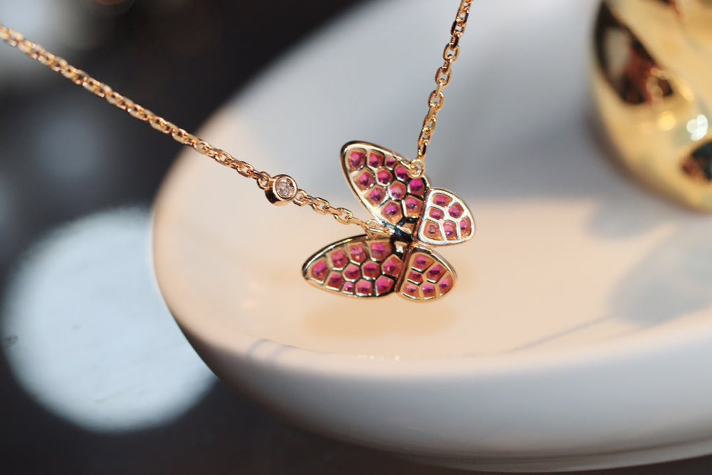¡®Star¡¯BUTTERFLY RED DIAMOND ROSE GOLD NECKLACE