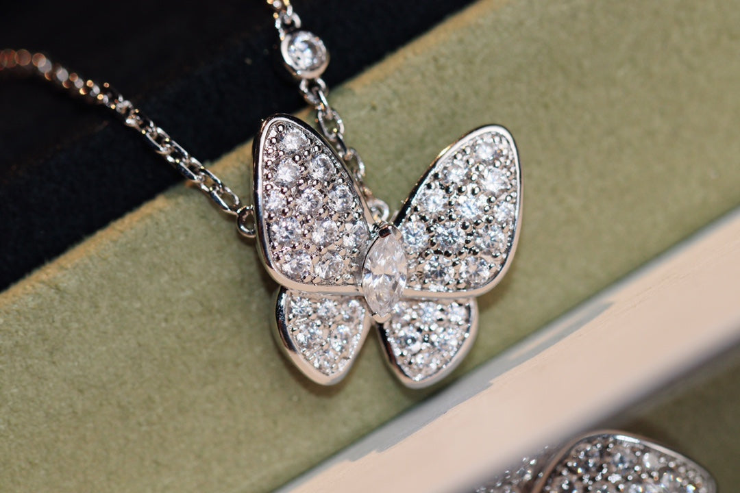 ¡®Star¡¯BUTTERFLY DIAMOND NECKLACE