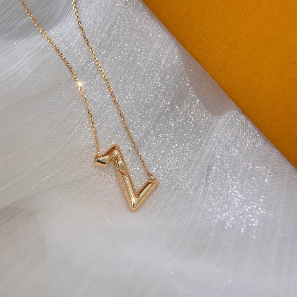 ¡®Star¡¯VOLTE UPSIDE DOWN NECKLACE