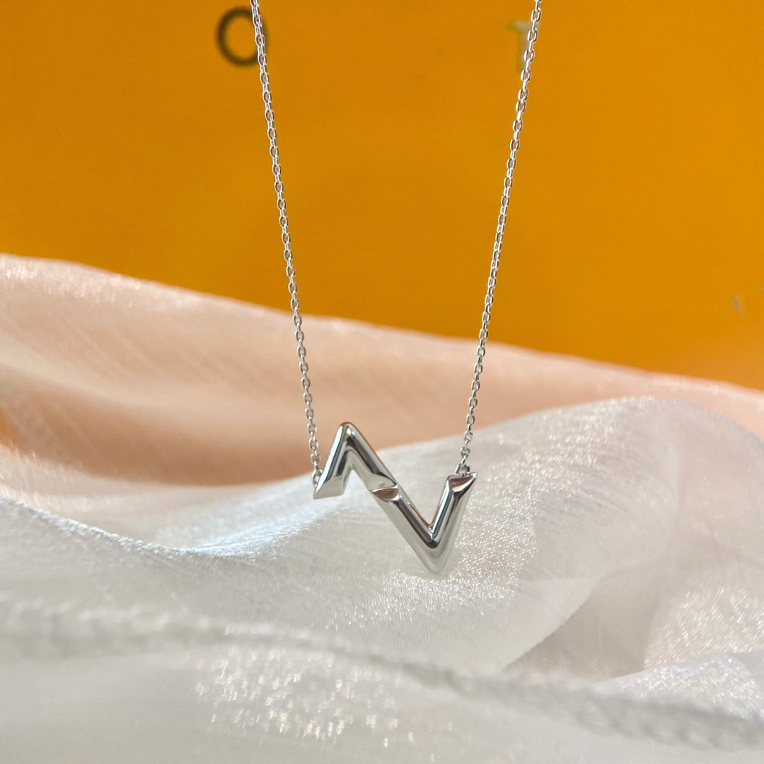 ¡®Star¡¯VOLTE UPSIDE DOWN NECKLACE