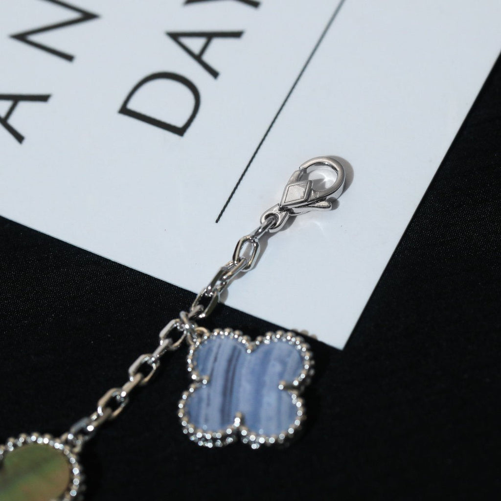 ¡®Star¡¯CLOVER BRACELET 5 MOTIFS MOP CHALCEDONY SILVER