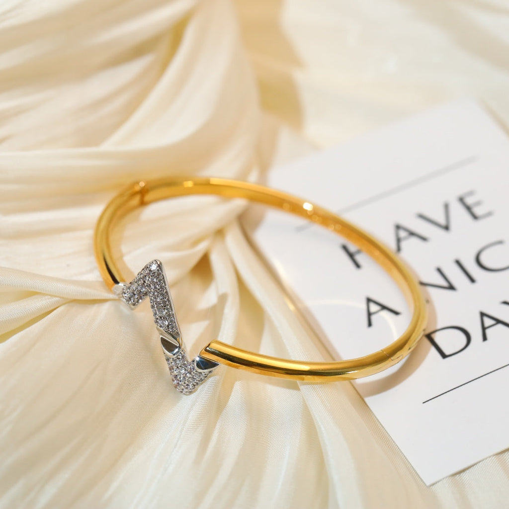 ¡®Star¡¯VOLTE UPSITE DOWN GOLD DIAMOND BRACELET