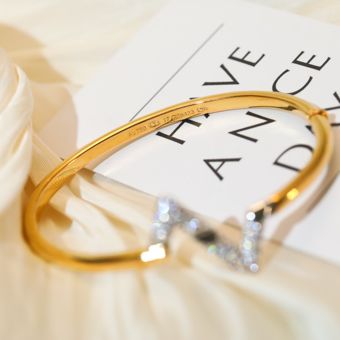 ¡®Star¡¯VOLTE UPSITE DOWN GOLD DIAMOND BRACELET