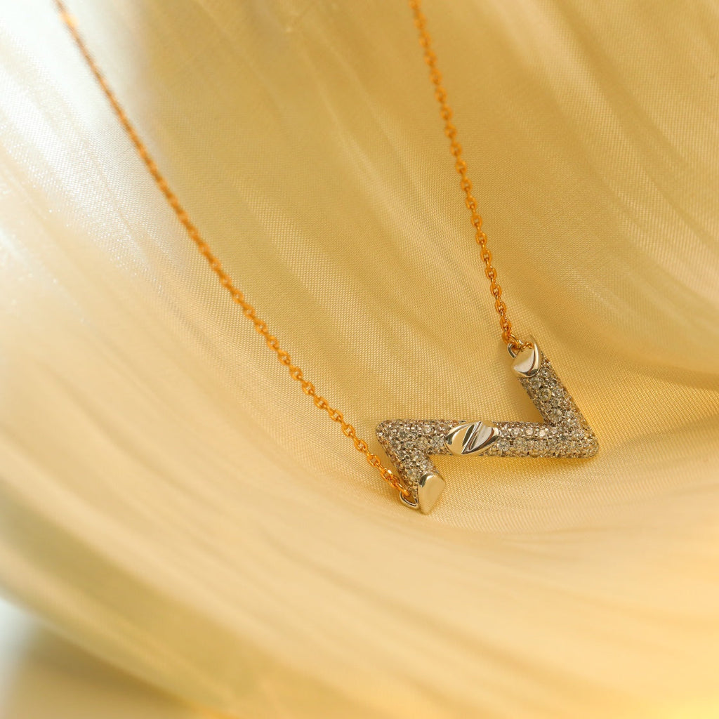 ¡®Star¡¯VOLT SILVER DIAMOND PEDANT NECKLACE