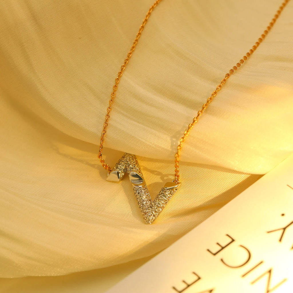 ¡®Star¡¯VOLT SILVER DIAMOND PEDANT NECKLACE