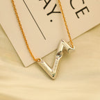 ¡®Star¡¯VOLT SILVER DIAMOND PEDANT NECKLACE