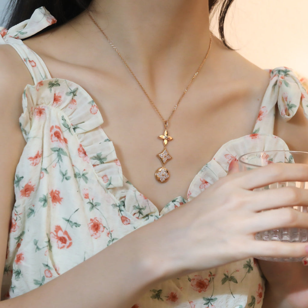 ¡®Star¡¯STAR AND SUN DIAMOND PINK GOLD NECKLACE