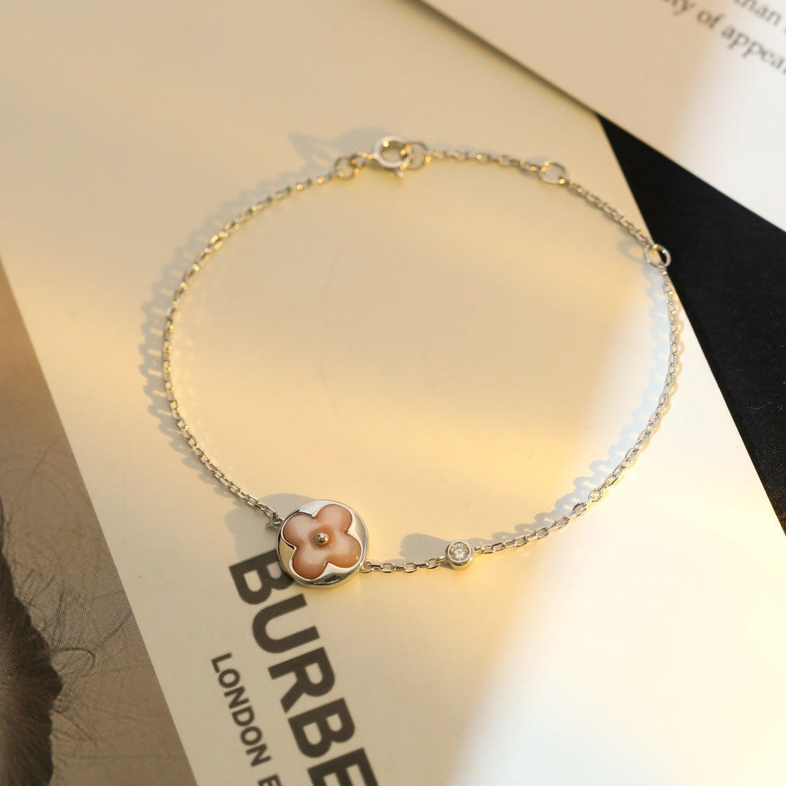 ¡®Star¡¯SUN MOTIF PINK MOP SILVER BRACELET