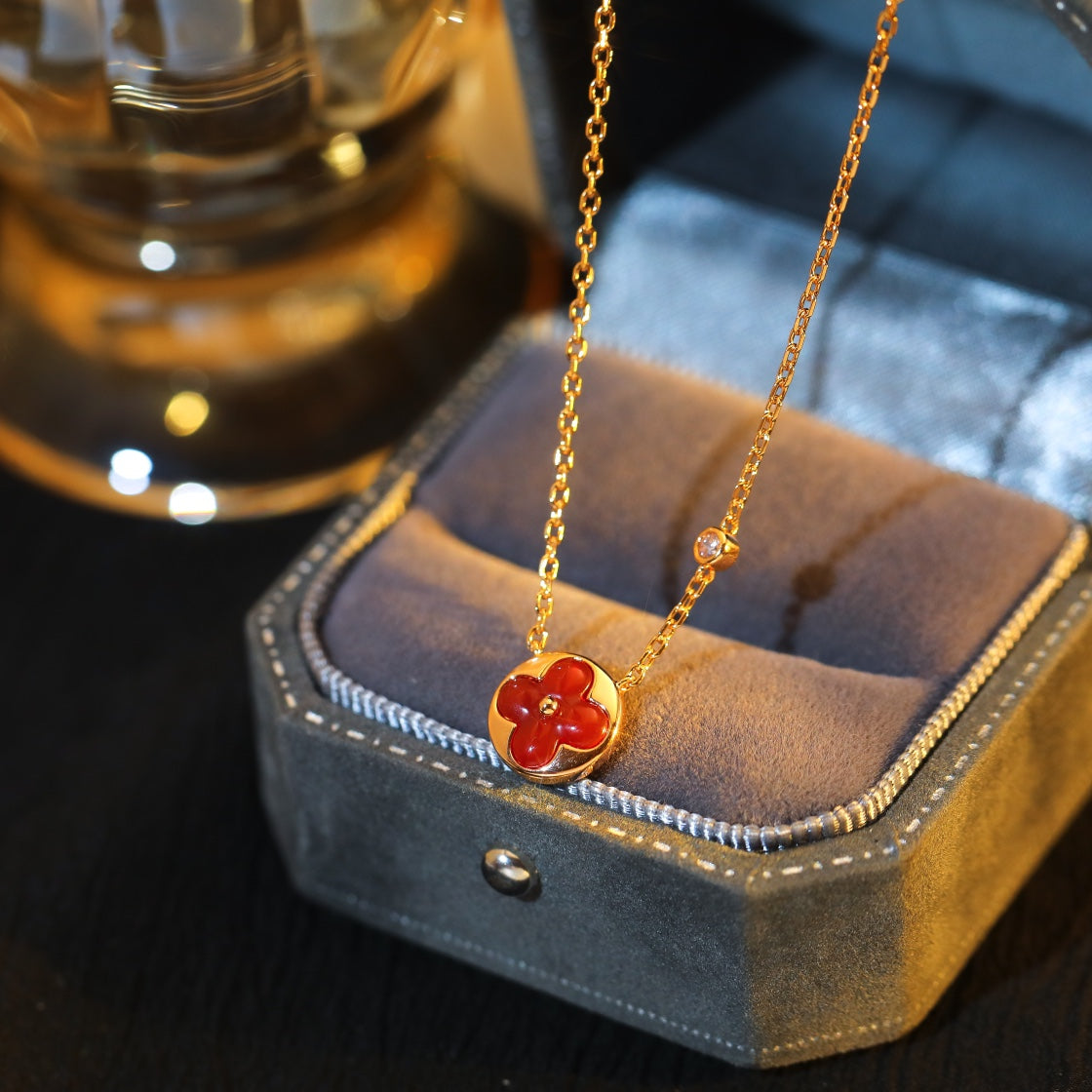 ¡®Star¡¯SUN PEDANT PINK GOLD 1 DIAMOND NECKLACE
