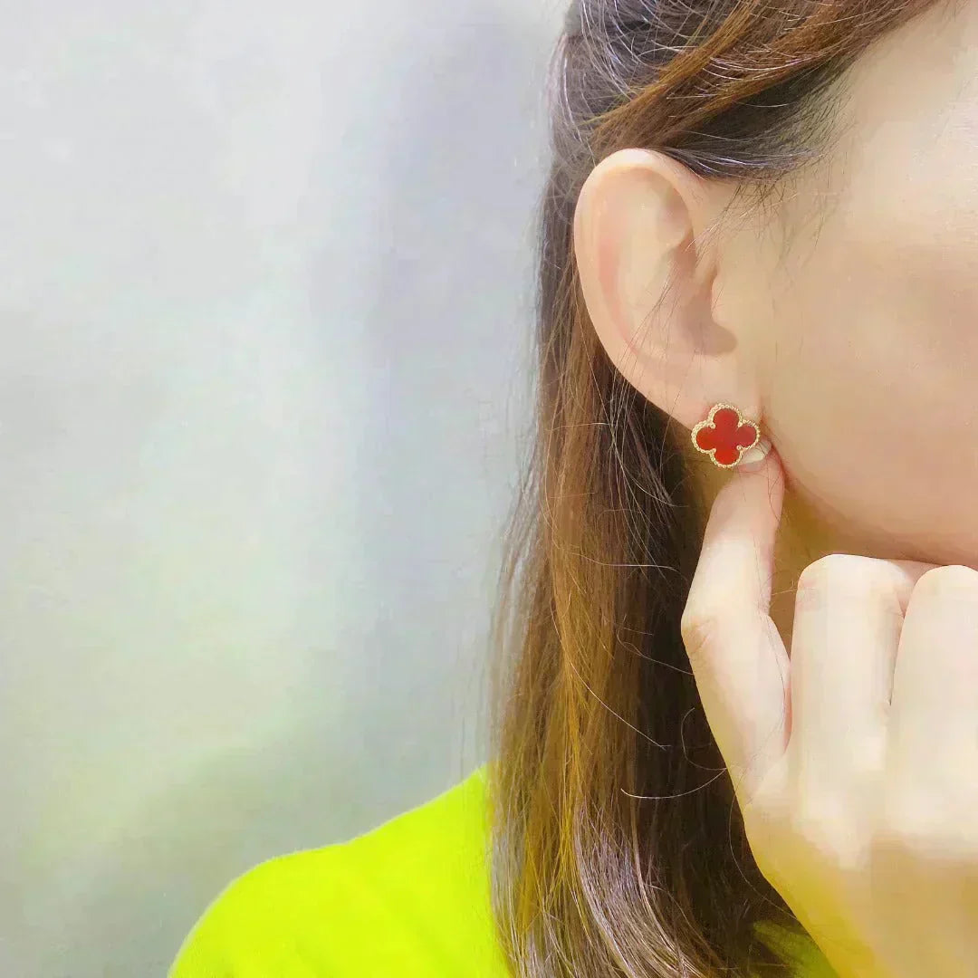 ¡®Star¡¯CLOVER MEDIUM 1 MOTIFS CARNELIAN  EARRINGS