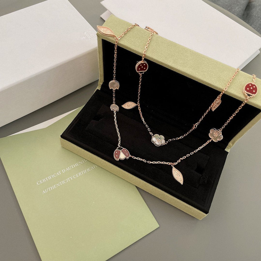 ¡®Star¡¯LUCKY SPRING 15 MOTIFS ROSE GOLD NECKLACE