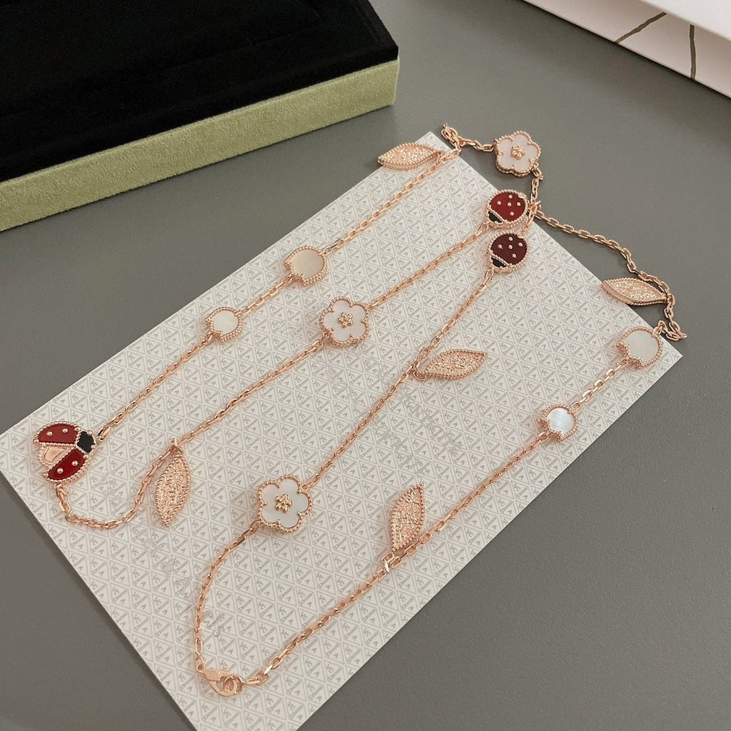 ¡®Star¡¯LUCKY SPRING 15 MOTIFS ROSE GOLD NECKLACE