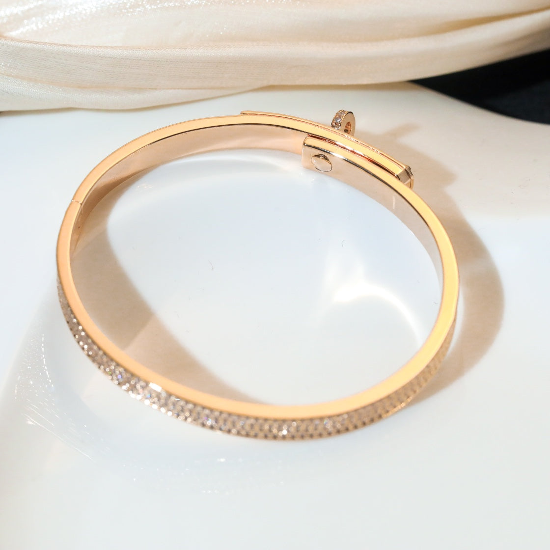 ¡®Star¡¯KELLY BRACELET DIAMOND PAVED