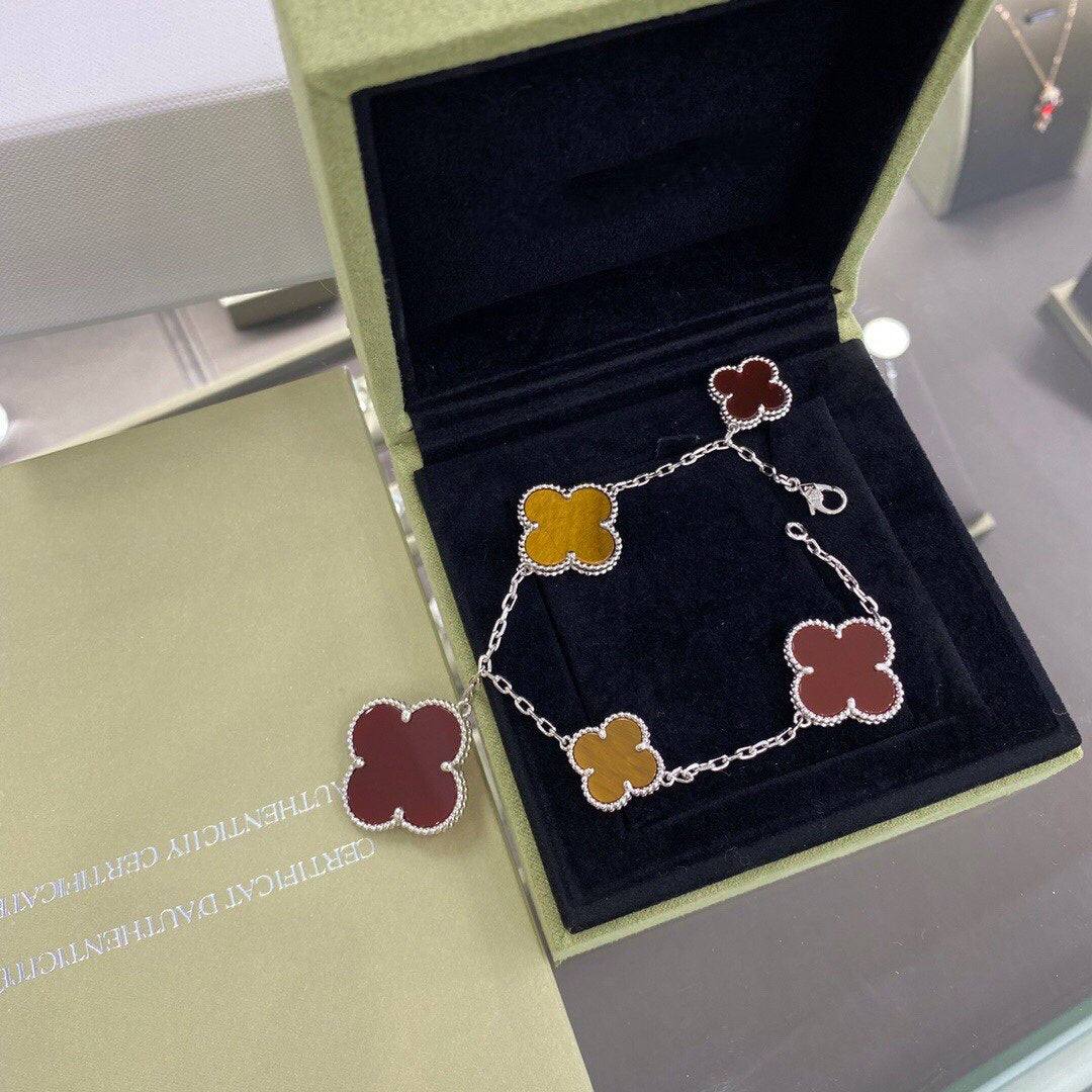 ¡®Star¡¯CLOVER 5 MOTIFS SIVLER CARNELIAN TIGER EYE BRACELET