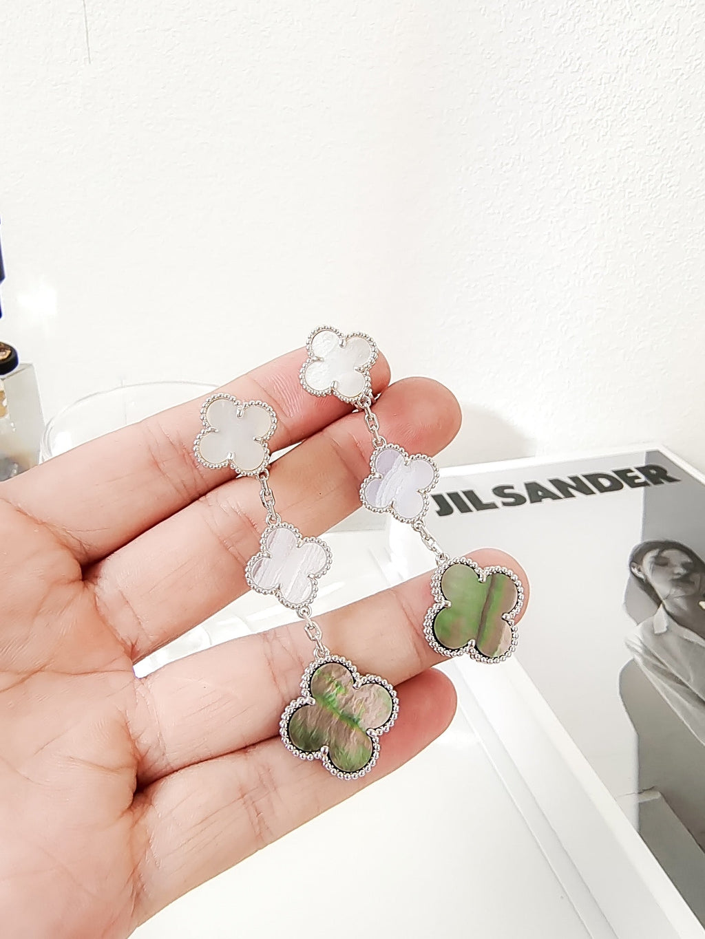 ¡®Star¡¯CLOVER 3 MOTIFS CHALCEDONY DARK MOP SILVER EARRINGS
