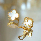 ¡®Star¡¯CLOVER MEDIUM 1 MOTIFS  WHITE MOP STUD EARRINGS