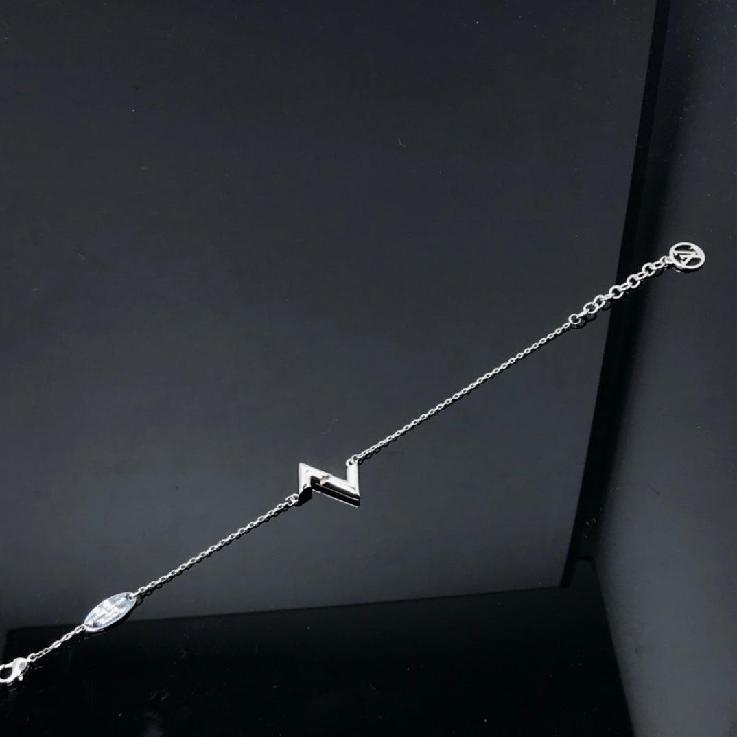 ¡®Star¡¯VOLT LV LOGO BRACELET