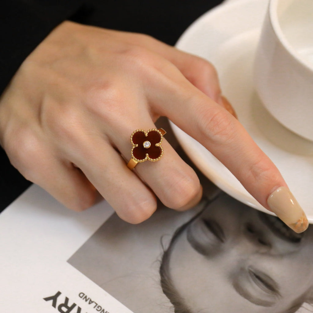¡®Star¡¯CLOVER CARNELIAN RING ROSE GOLD DIAMOND