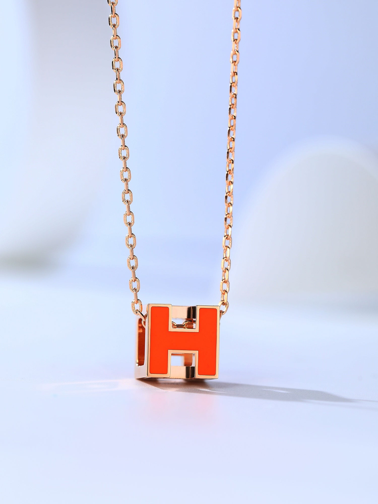 ¡®Star¡¯H CAGE PINK GOLD NECKLACE
