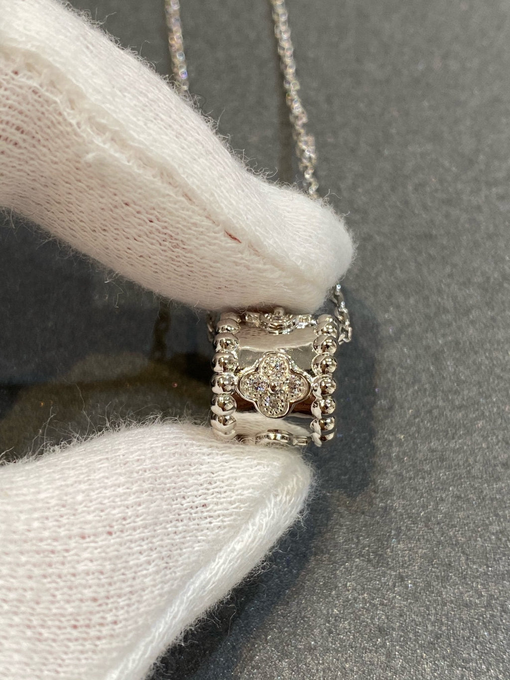 ¡®Star¡¯PERLEE PEDANT SIVLER DIAMOND NECKLACE