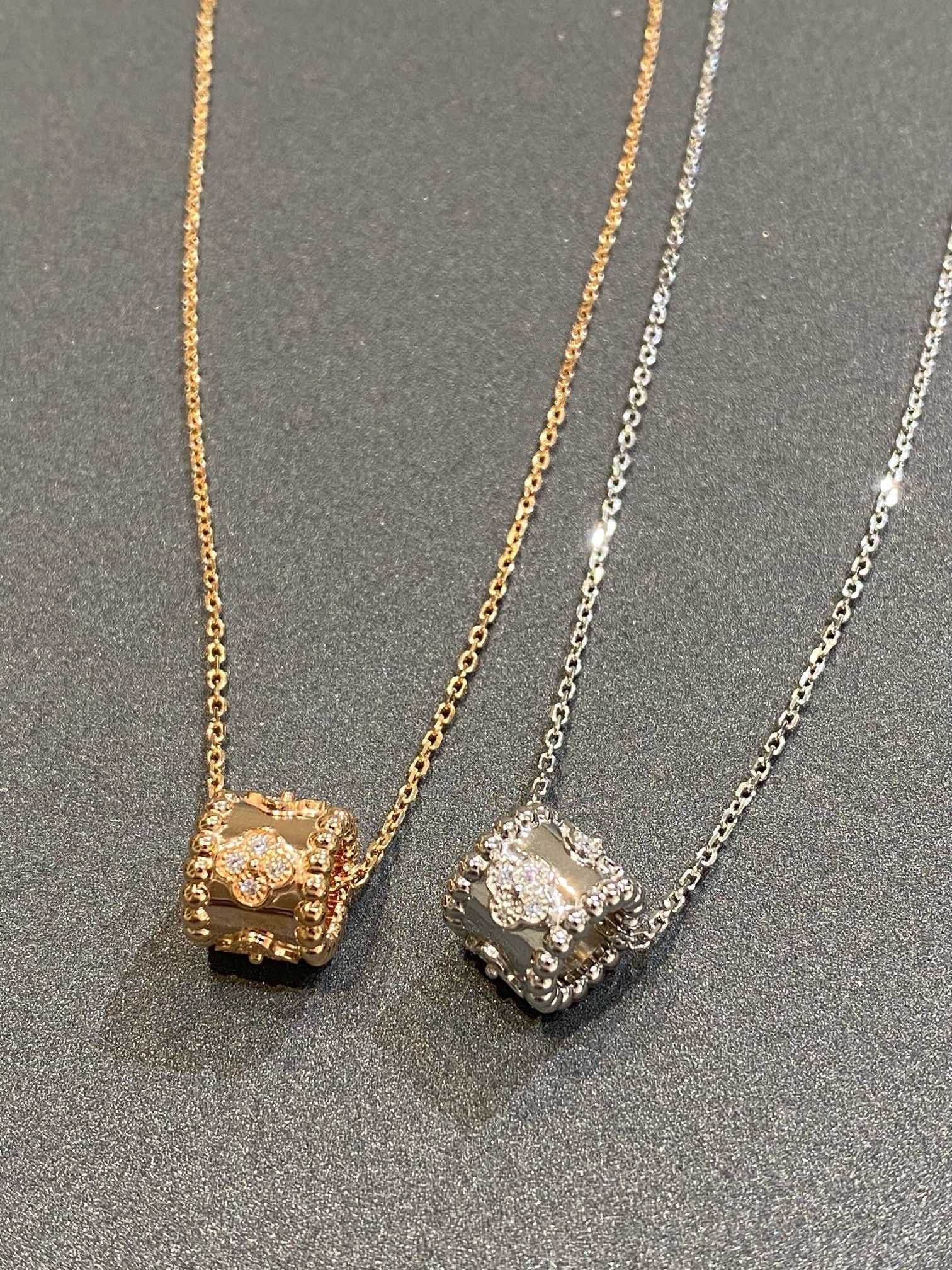¡®Star¡¯PERLEE PEDANT SIVLER DIAMOND NECKLACE