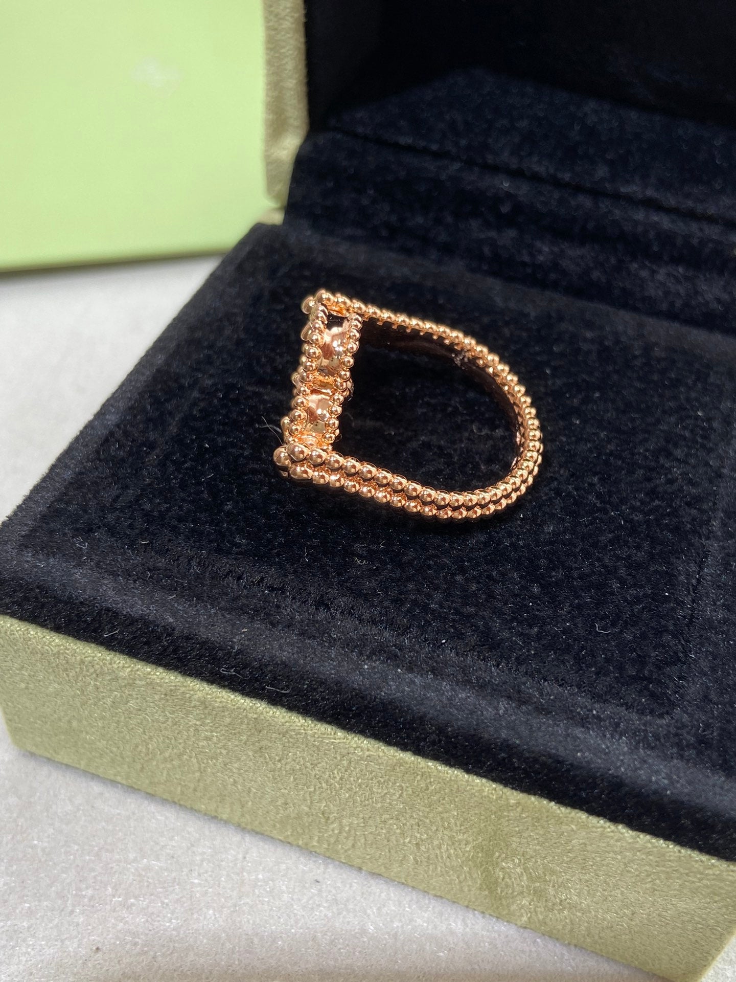 ¡®Star¡¯CLOVER RIVERSIBLE ROSE GOLD RING